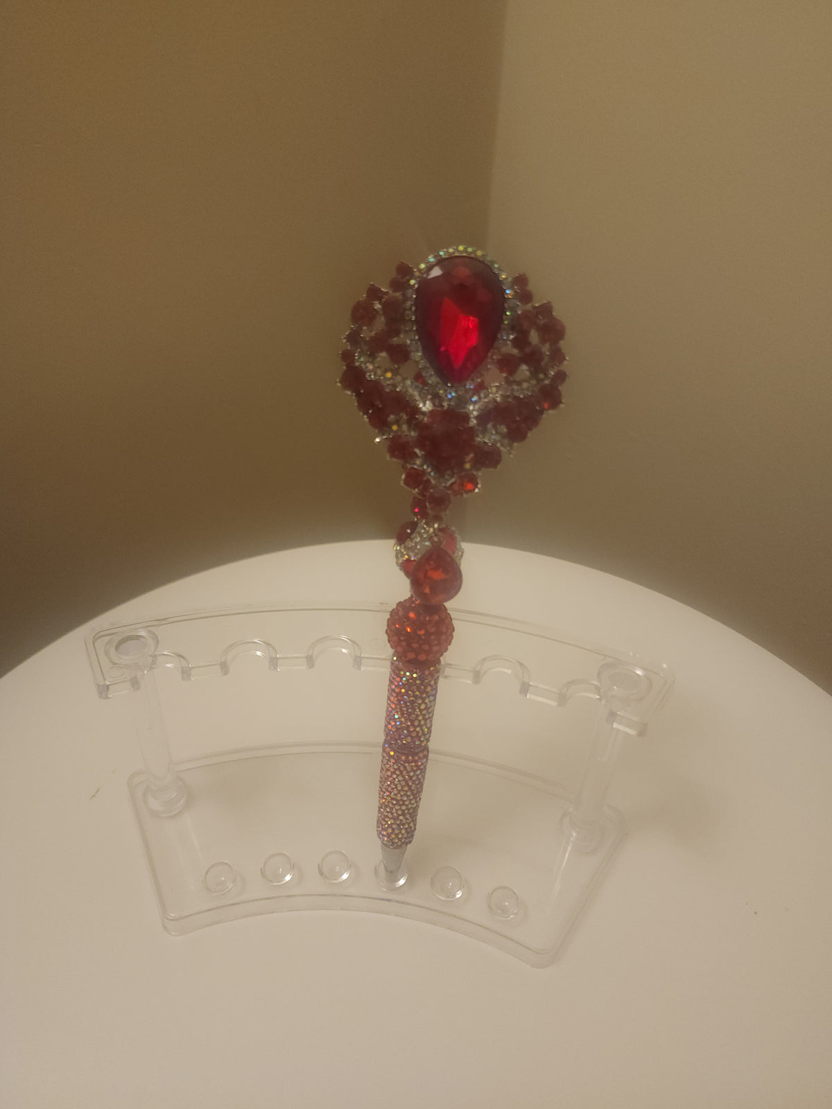 Red crystal pen