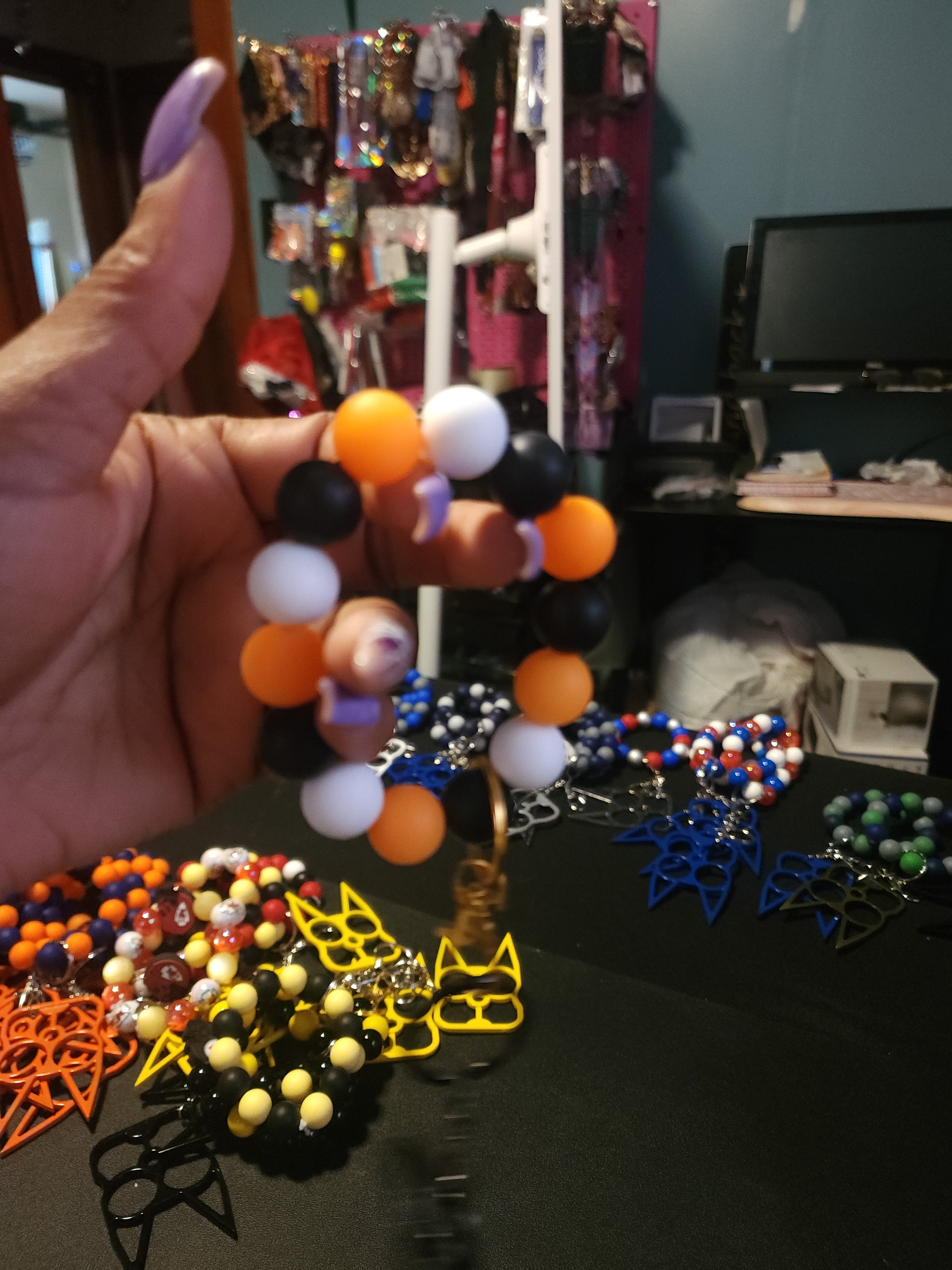 Nfl team colors kitty knuckles