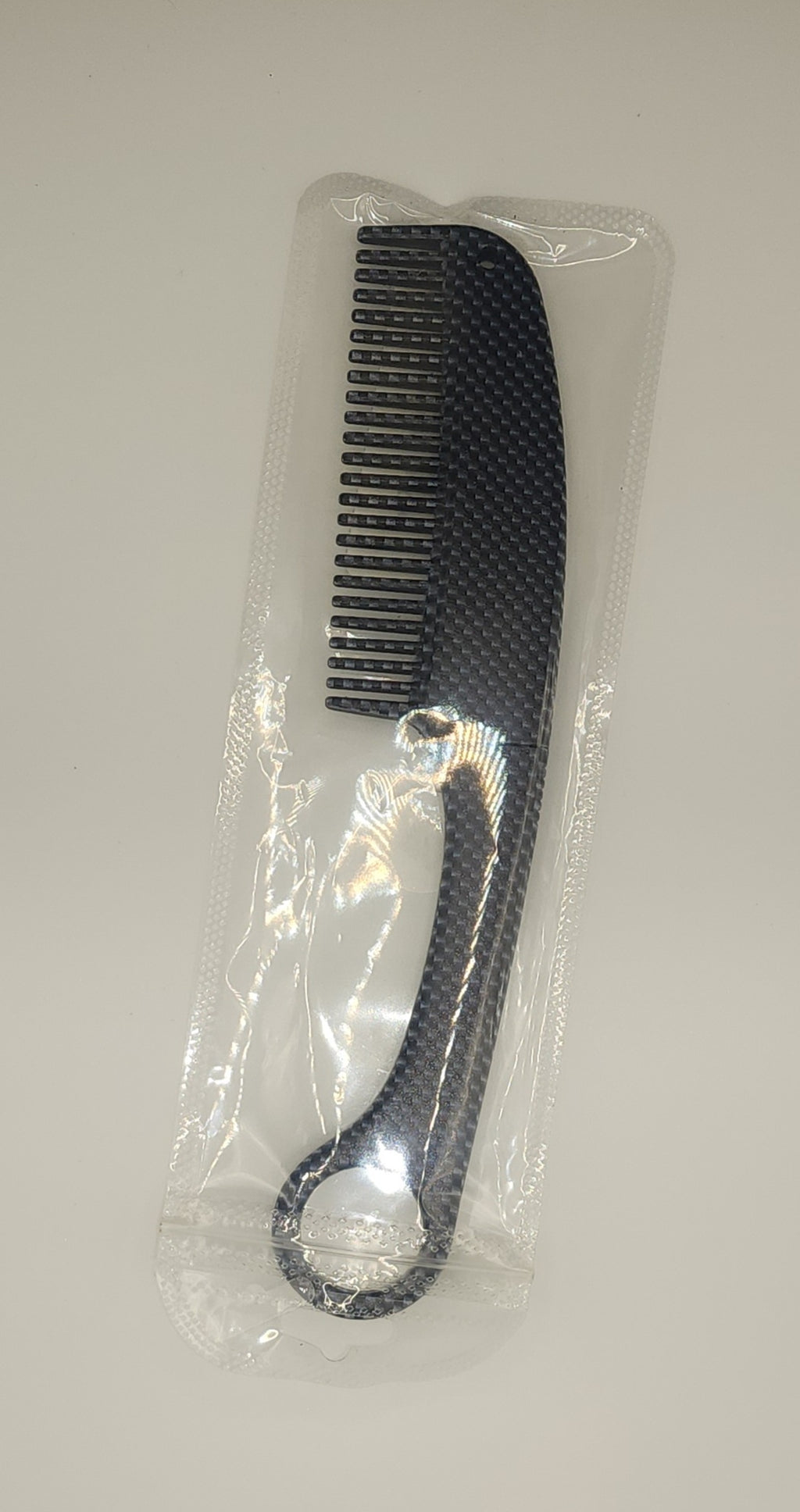Discreet combs