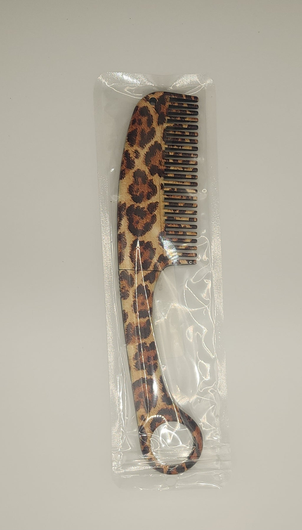 Discreet combs